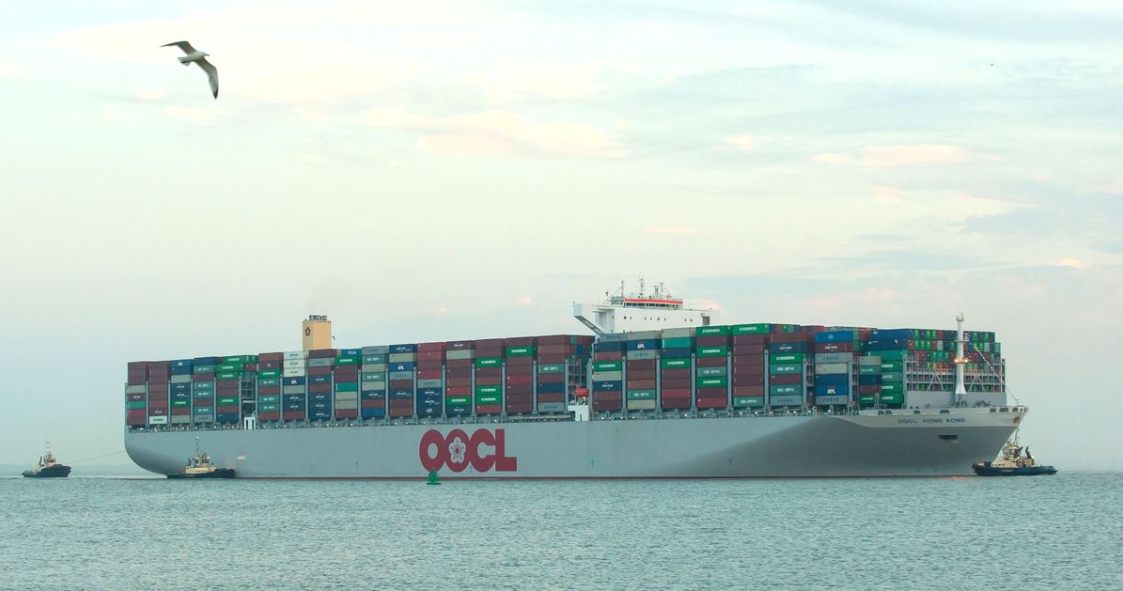OOCL貨櫃船
