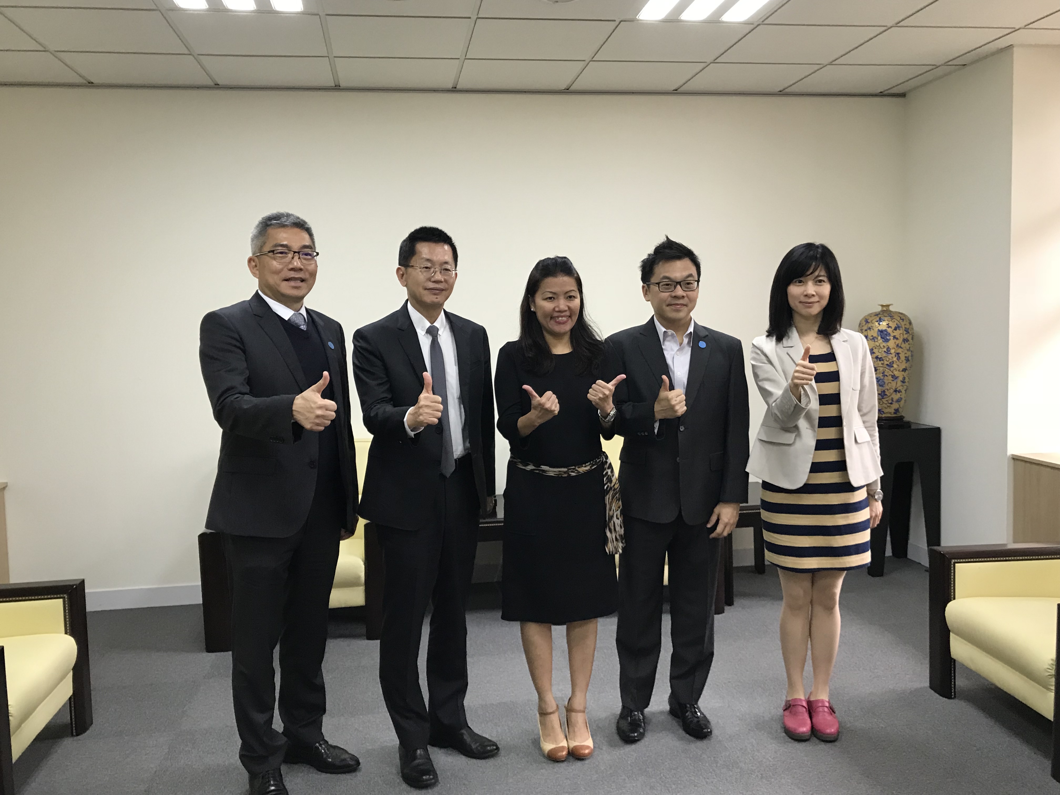 港務公司力促9位台灣年輕人上公主郵輪工作